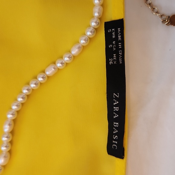 Zara sheer bright yellow asymmetric blouse size small - Picture 3 of 6